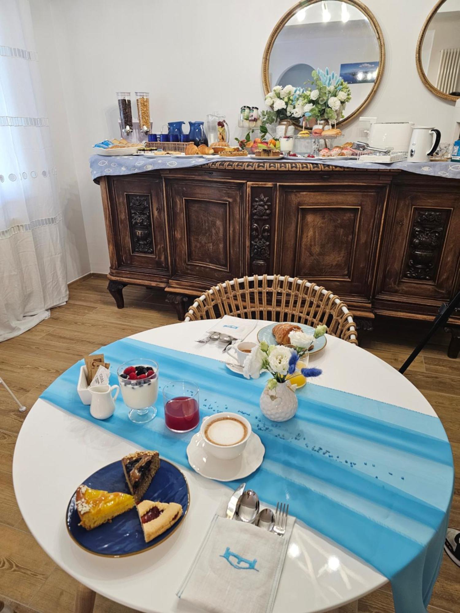 Voglia D'Amare Bed and Breakfast Numana Exteriör bild